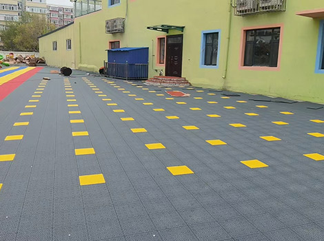 Campus/Community Sports Interlocking Suspended Flooring